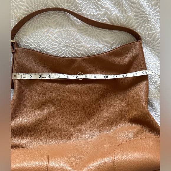 EUC Tory Burch Hobo Handbag - Picture 10 of 12